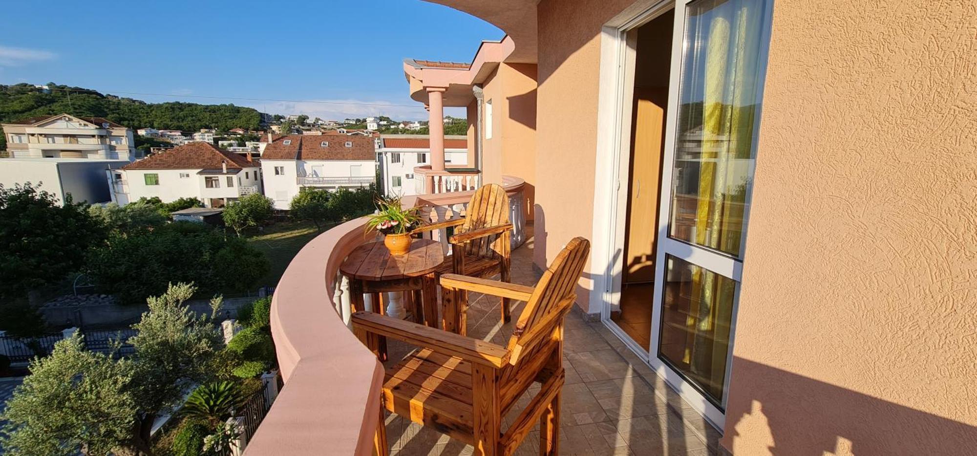 Kurt Apartaments Ulcinj Quarto foto