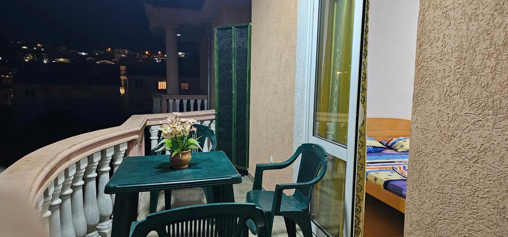Kurt Apartaments Ulcinj Quarto foto